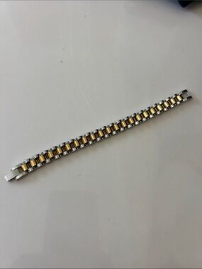 Two-Tone Stainless Steel Watch Bracelet - Gold & Silver